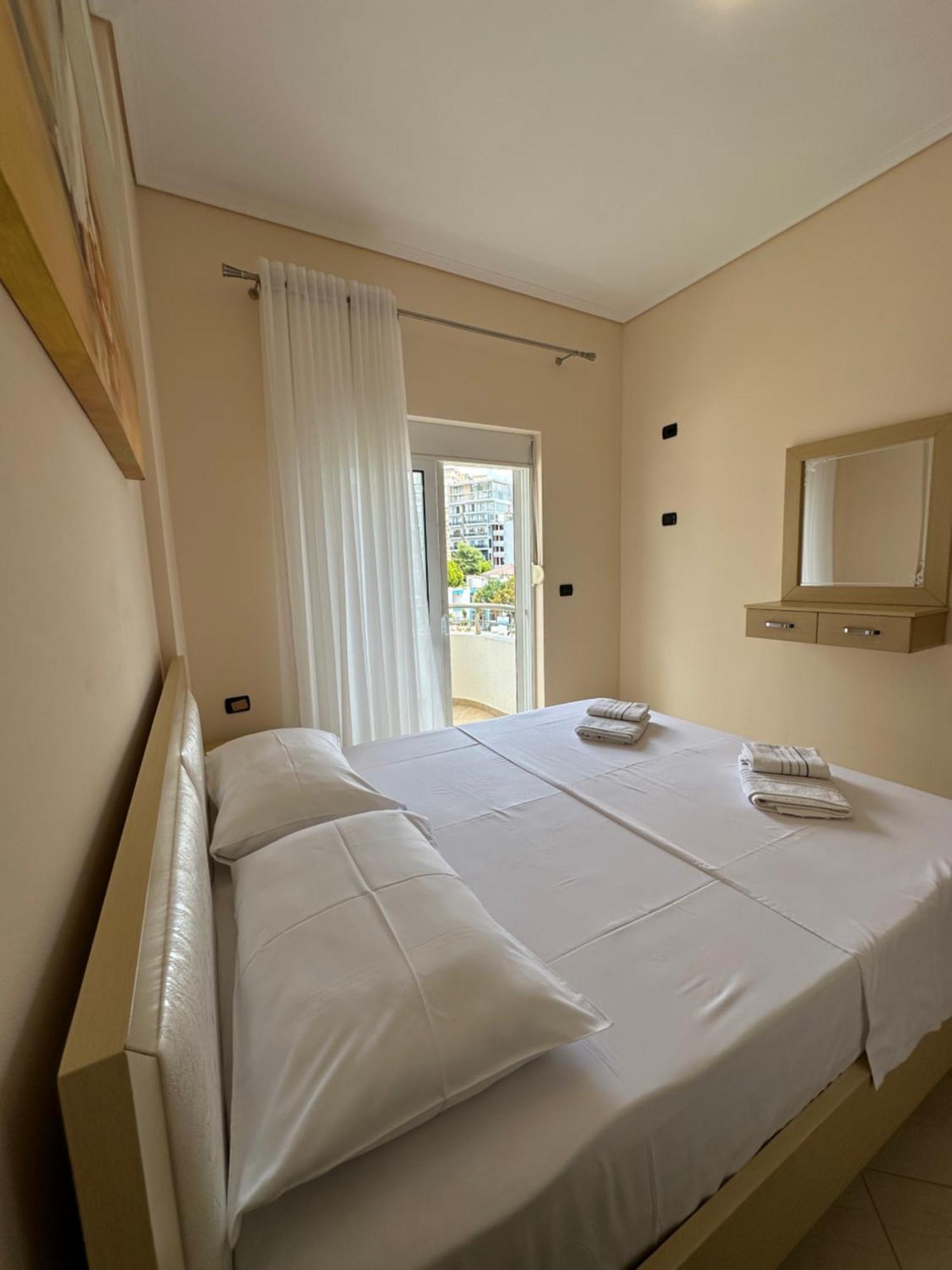 Luxy Coral Aparts Apartment Sarande Exterior photo