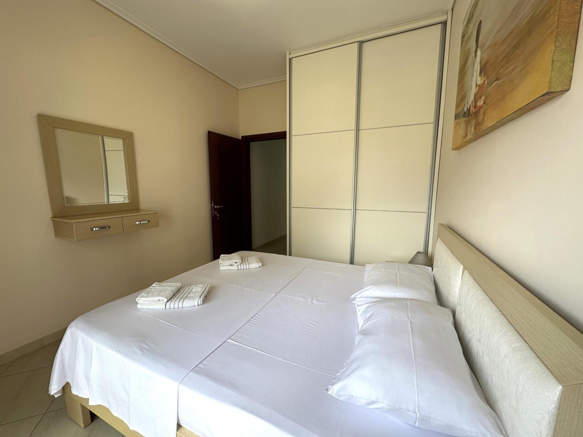 Luxy Coral Aparts Apartment Sarande Exterior photo