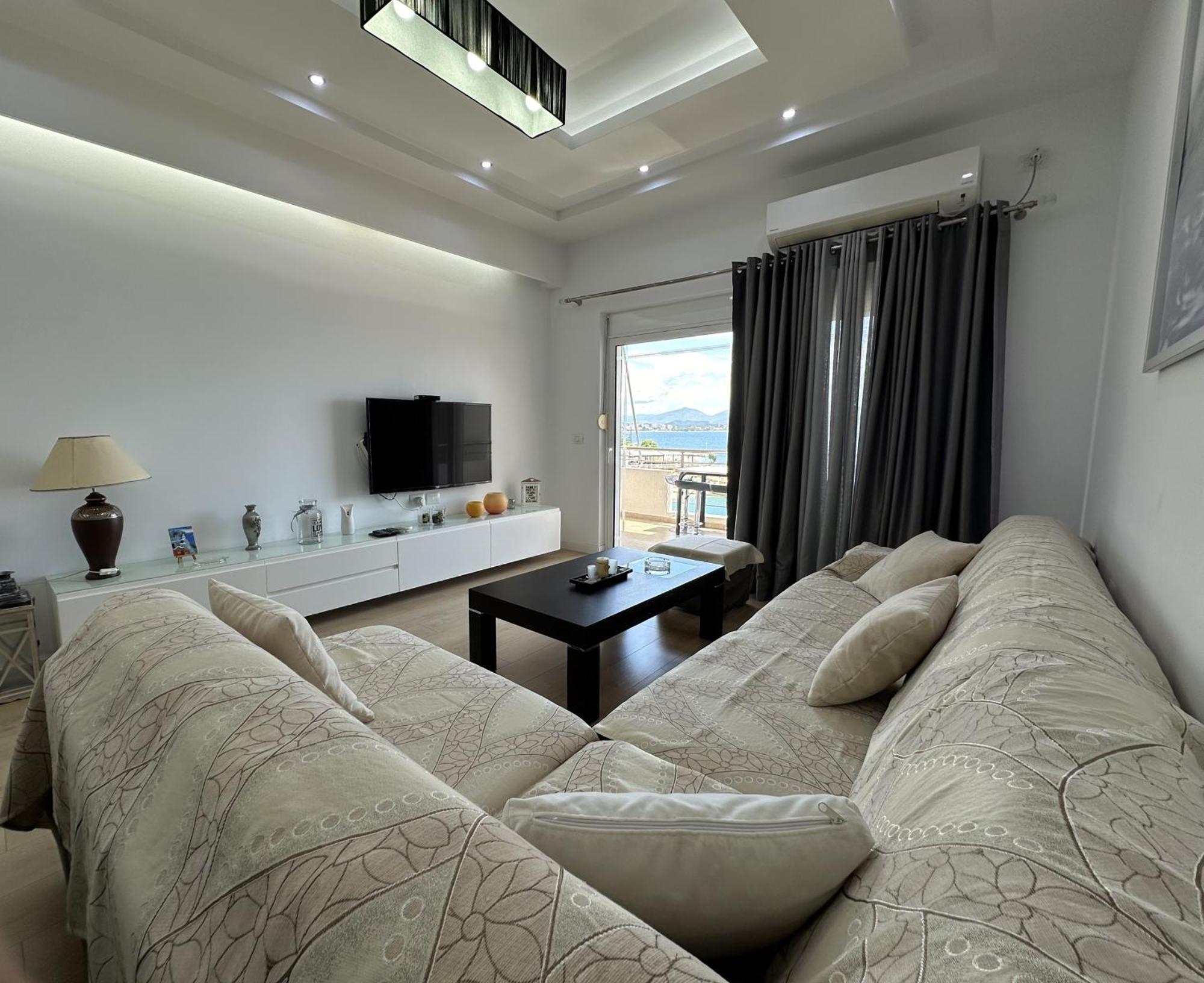 Luxy Coral Aparts Apartment Sarande Exterior photo